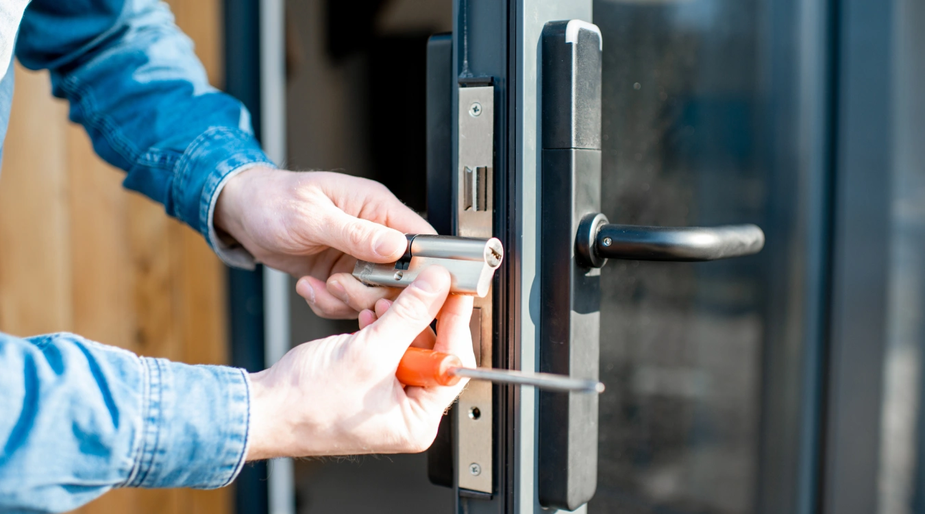 Commercial Bruce’s Locksmith Beaumont, TX 1 Commercial Bruce’s Locksmith Beaumont, TX 1